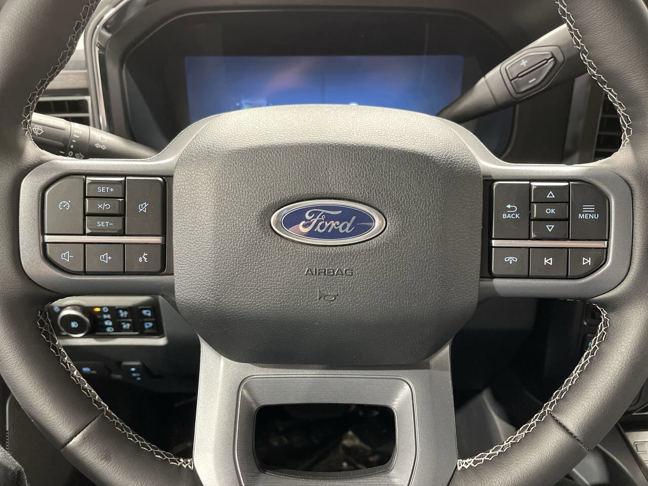 2025 Ford Super Duty F-350 SRW Lariat Sherwood Park AB