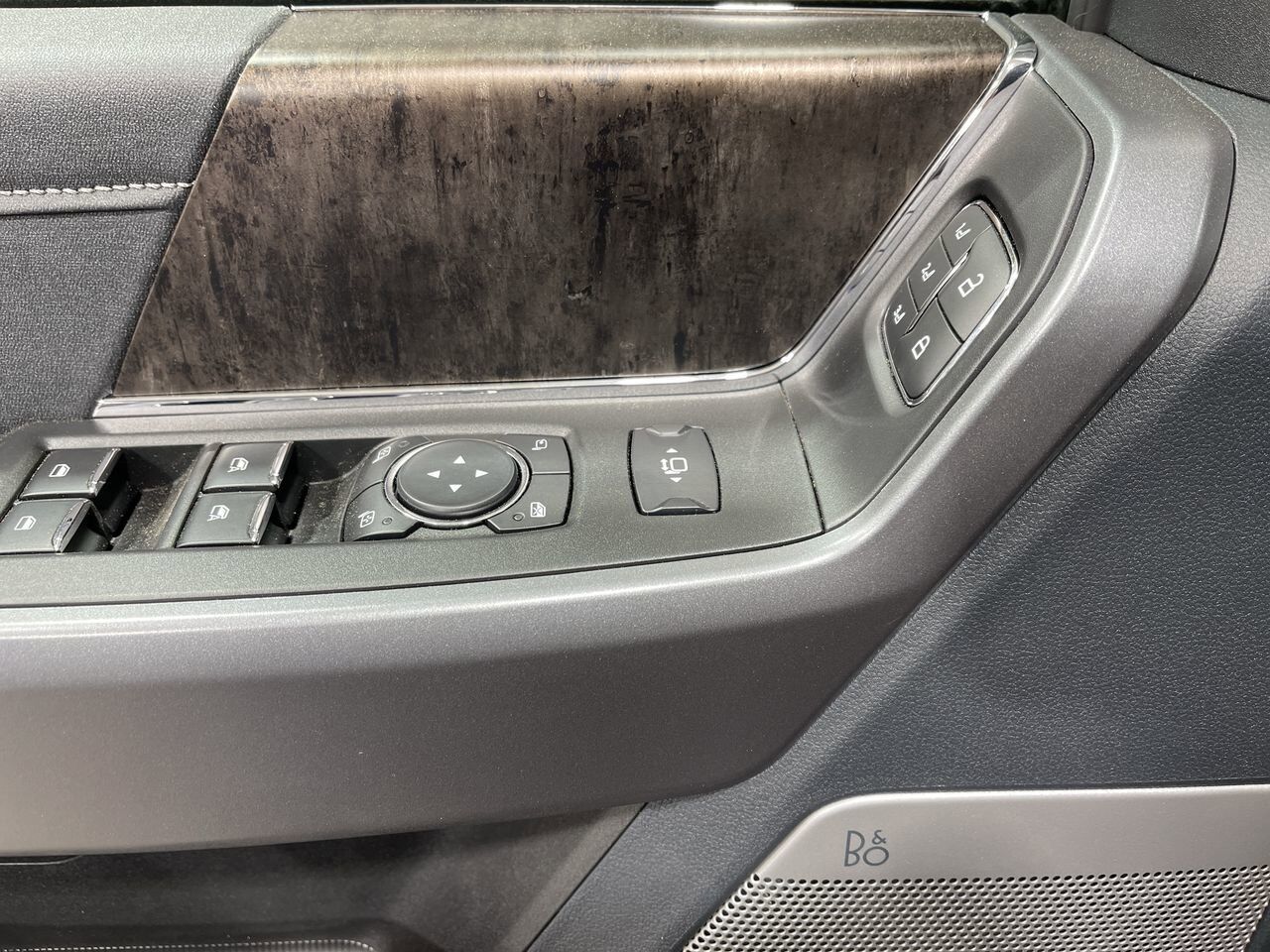 2025 Ford Super Duty F-350 SRW Lariat Sherwood Park AB