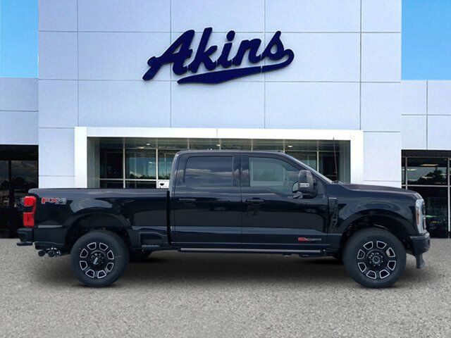 2025 Ford Super Duty F-350 SRW Platinum Appleton WI