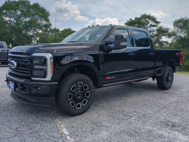 2025 Ford Super Duty F-350 SRW Platinum Appleton WI