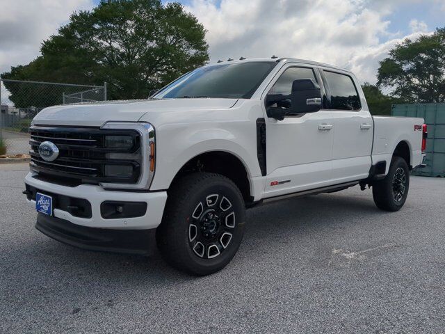 2025 Ford Super Duty F-350 SRW Platinum Appleton WI