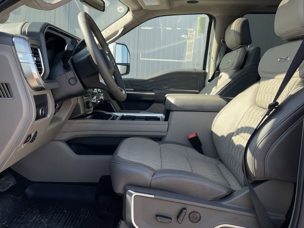 2025 Ford Super Duty F-350 SRW Platinum Sherwood Park AB