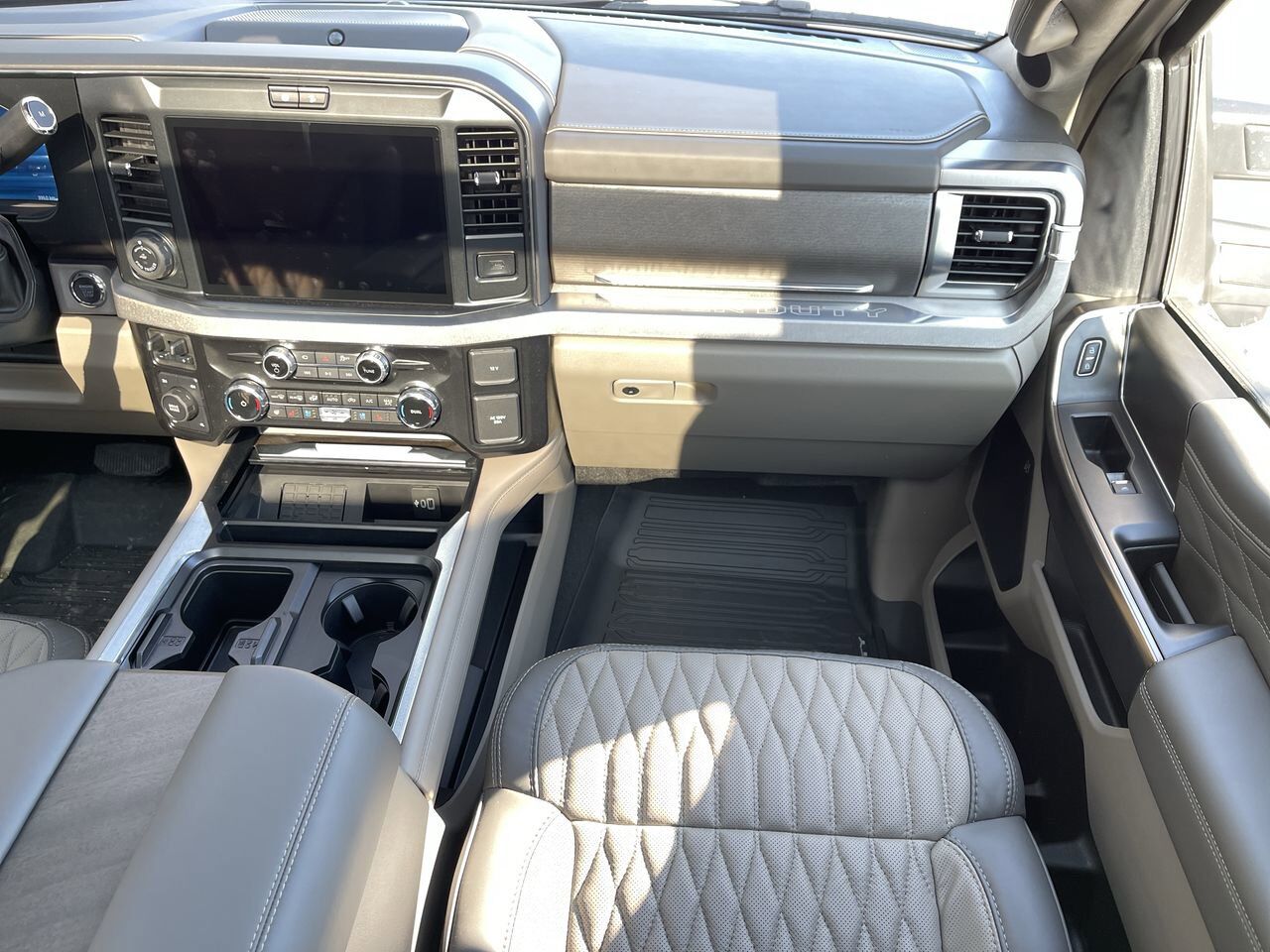 2025 Ford Super Duty F-350 SRW Platinum Sherwood Park AB
