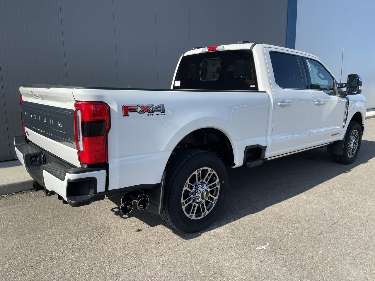 2025 Ford Super Duty F-350 SRW Platinum Sherwood Park AB