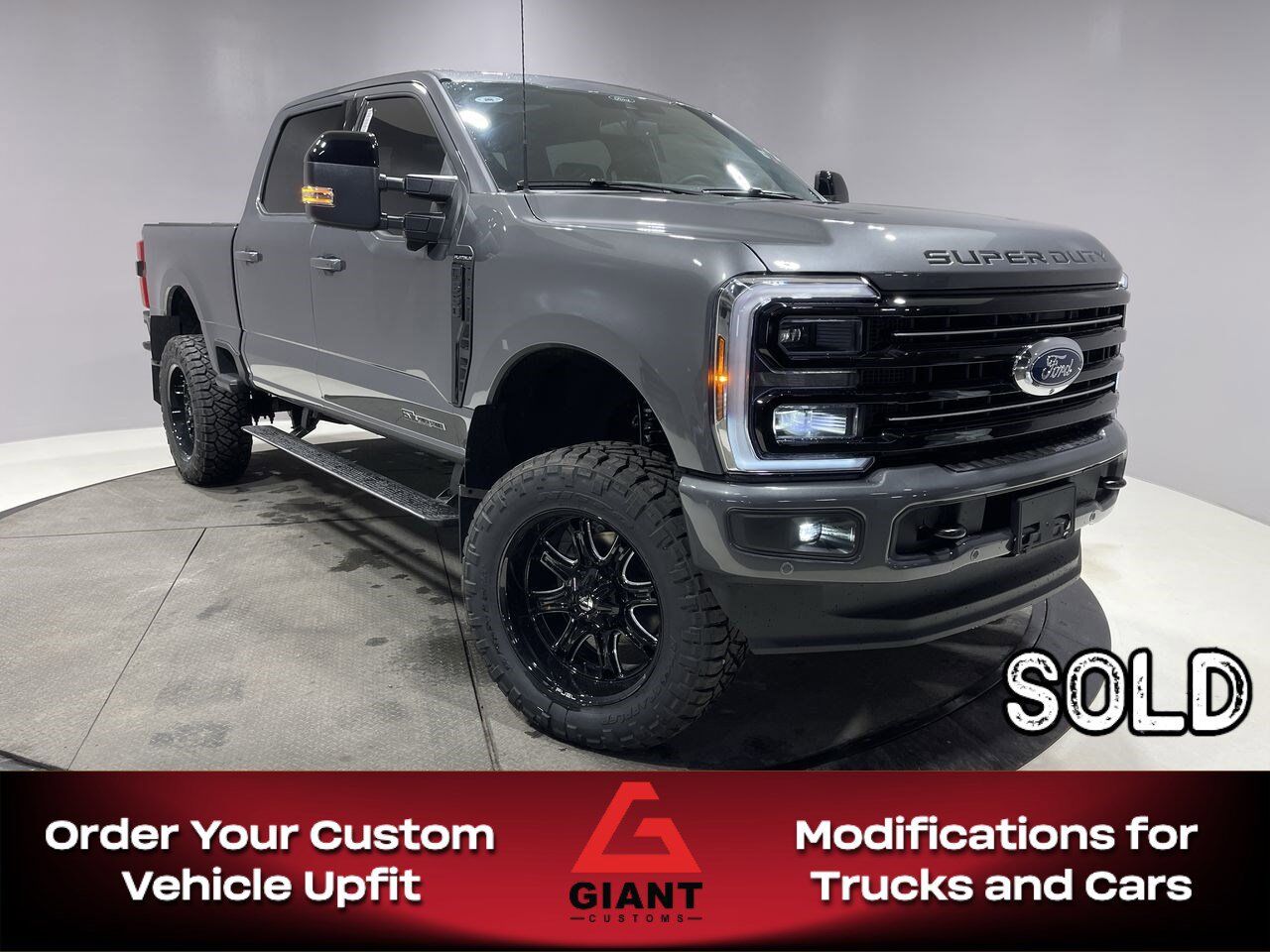 2025 Ford Super Duty F-350 SRW Platinum