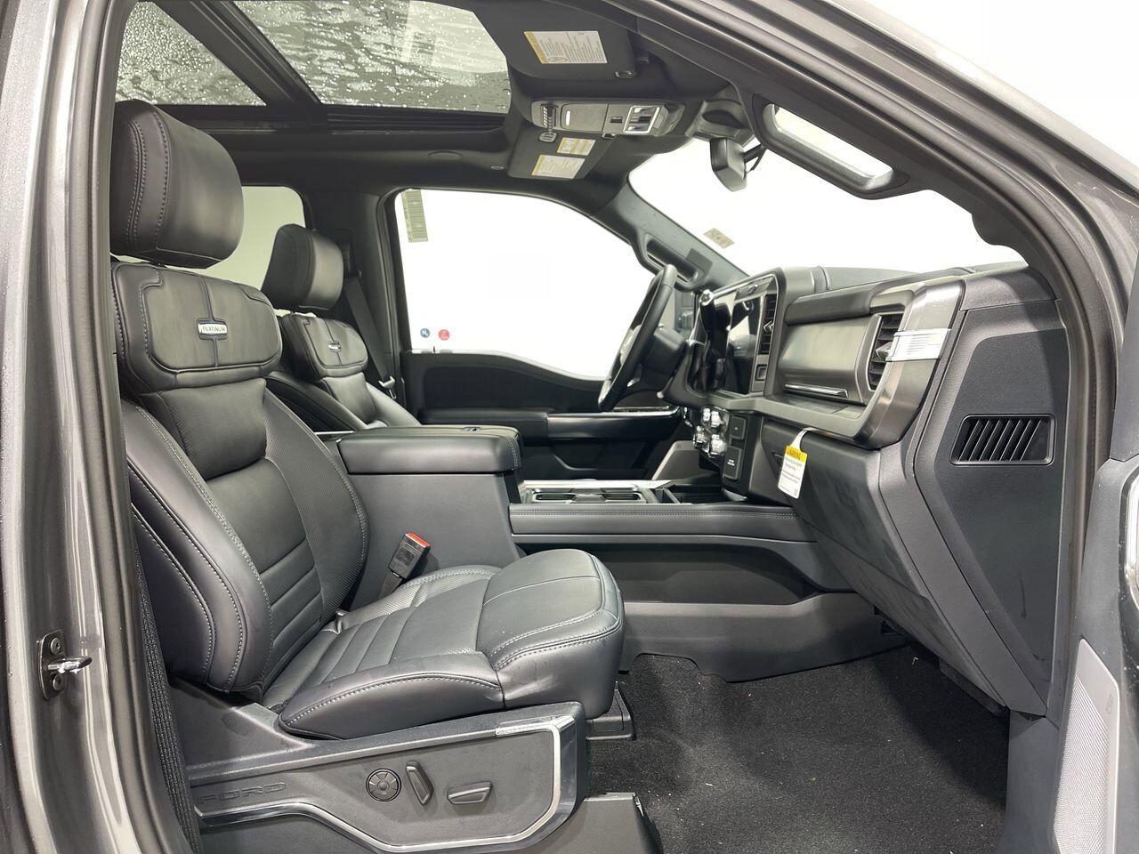 2025 Ford Super Duty F-350 SRW Platinum Sherwood Park AB