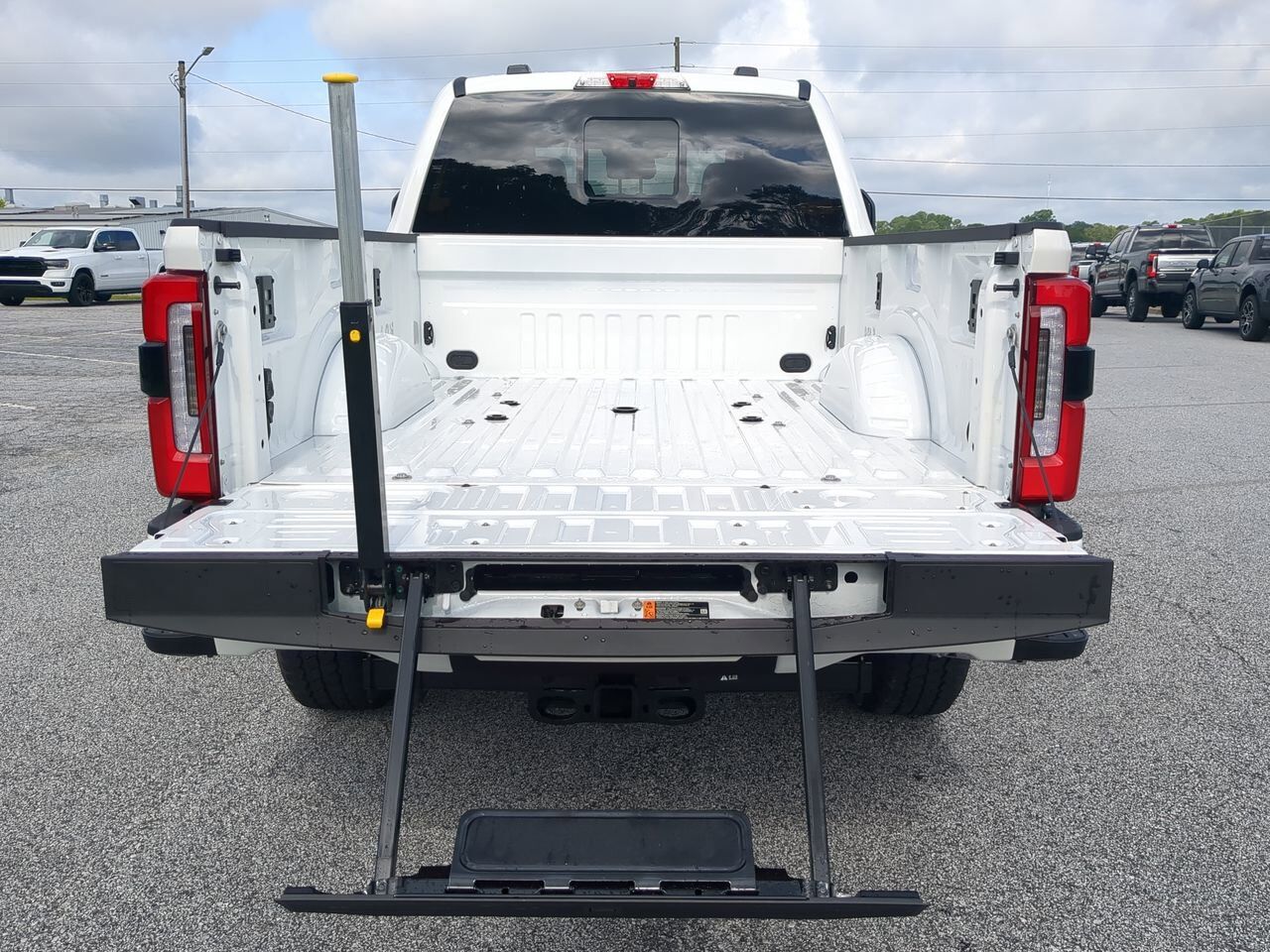 2025 Ford Super Duty F-350 SRW Platinum Winder GA