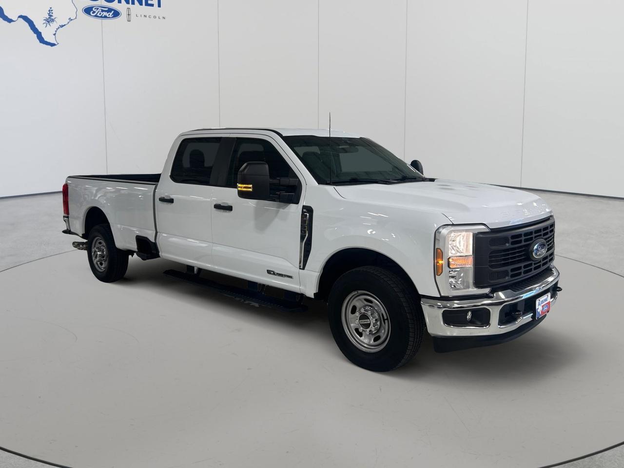 2025 Ford Super Duty F-350 SRW XL