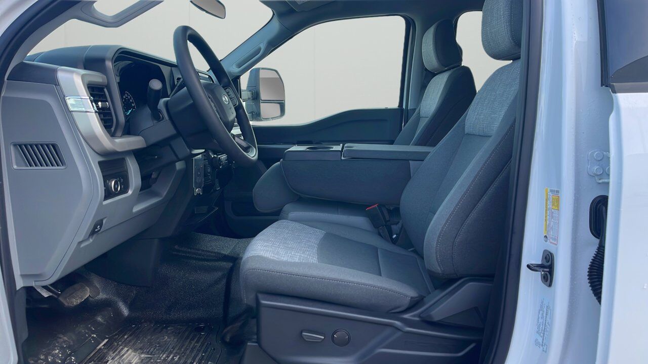 2025 Ford Super Duty F-350 SRW XLT Sherwood Park AB