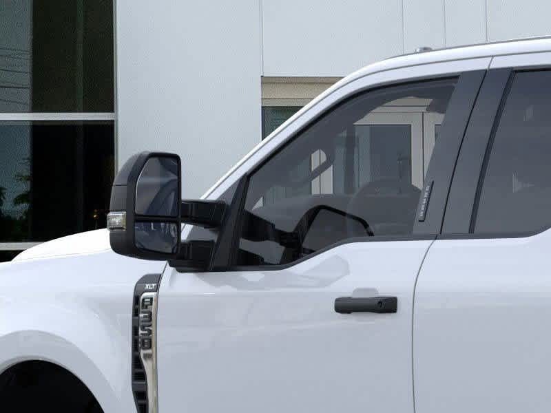 2025 Ford Super Duty F-350 SRW XLT Plymouth MA