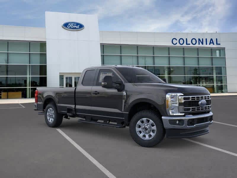 2025 Ford Super Duty F-350 SRW XLT Plymouth MA