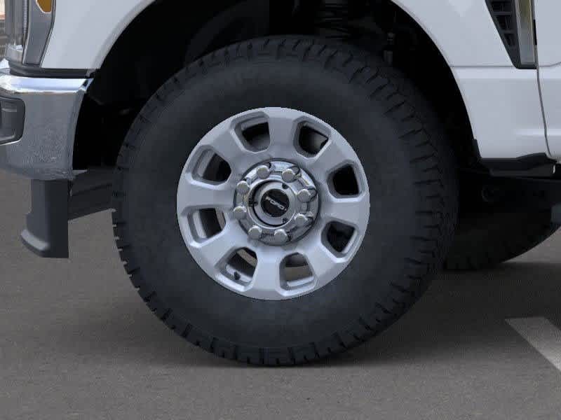 2025 Ford Super Duty F-350 SRW XLT Plymouth MA