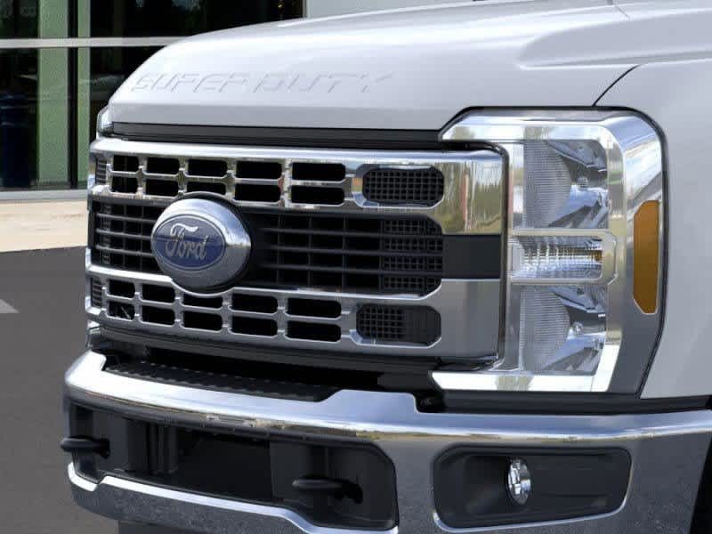 2025 Ford Super Duty F-350 SRW XLT Plymouth MA