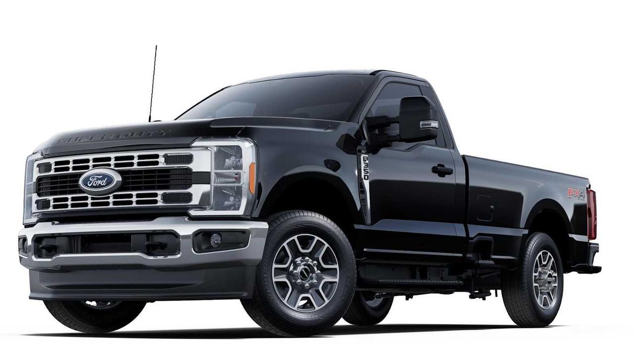 2025 Ford Super Duty F-350 SRW XLT