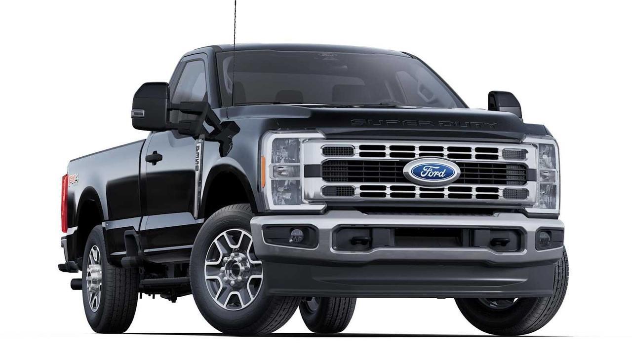 2025 Ford Super Duty F-350 SRW XLT Marlborough MA