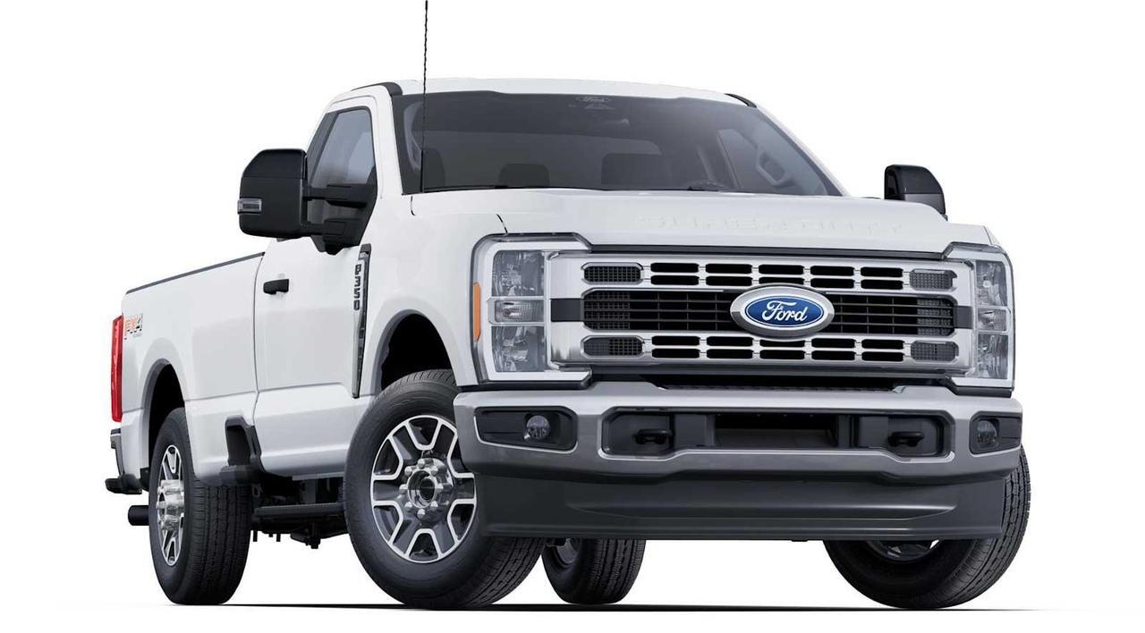 2025 Ford Super Duty F-350 SRW XLT Marlborough MA
