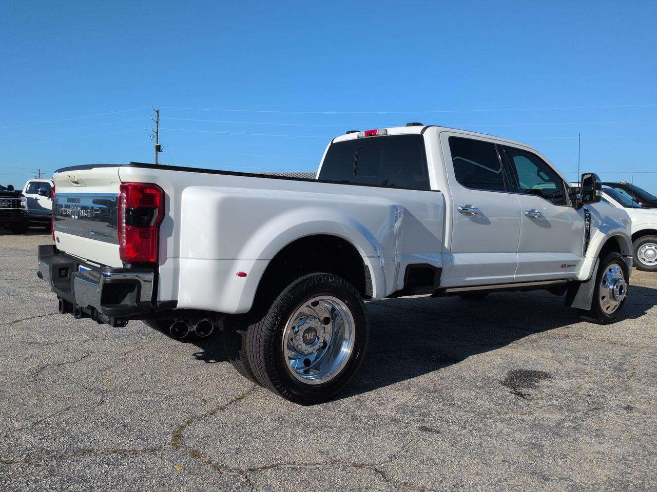 2025 Ford Super Duty F-450 DRW King Ranch Appleton WI