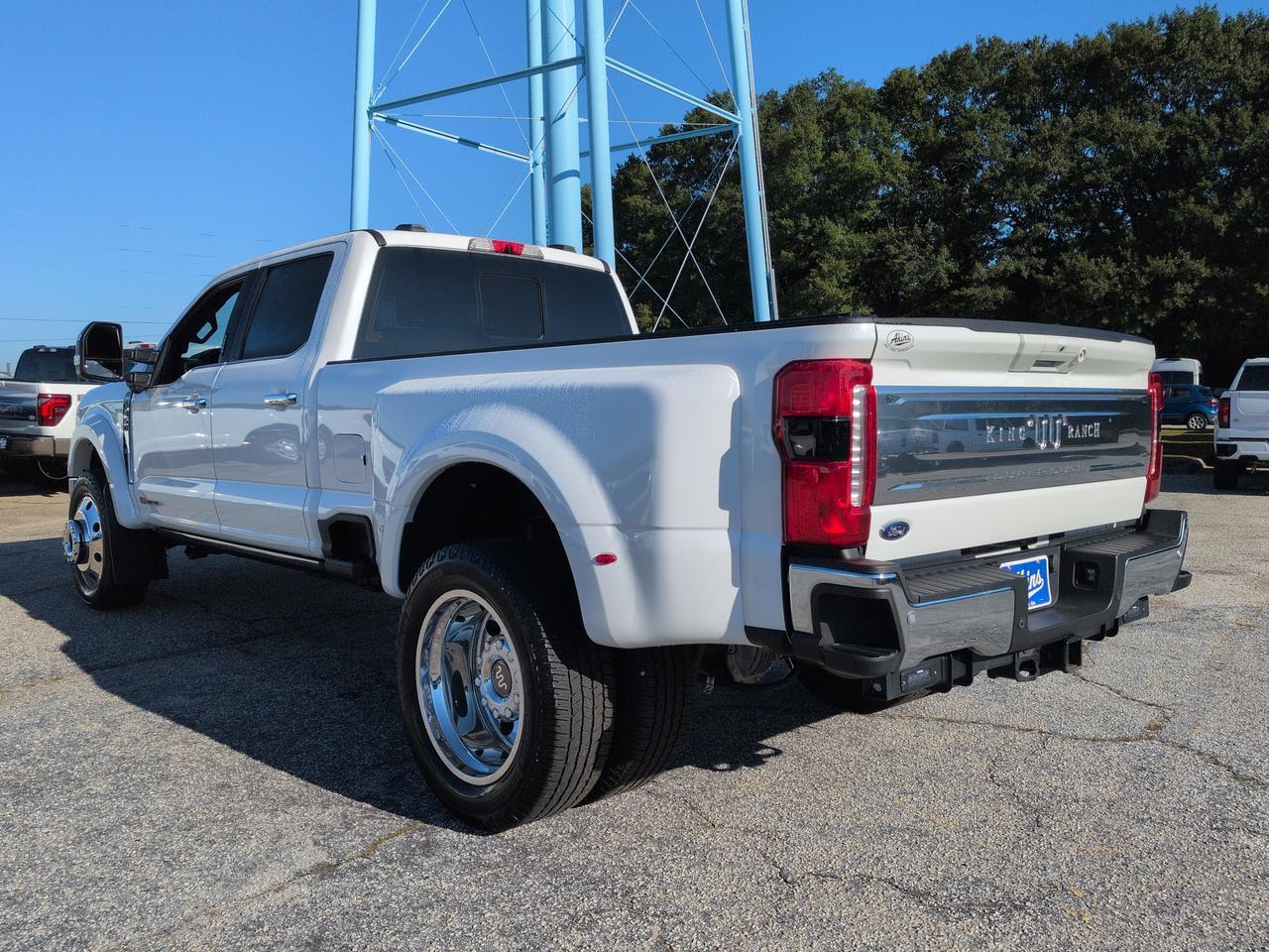 2025 Ford Super Duty F-450 DRW King Ranch Appleton WI