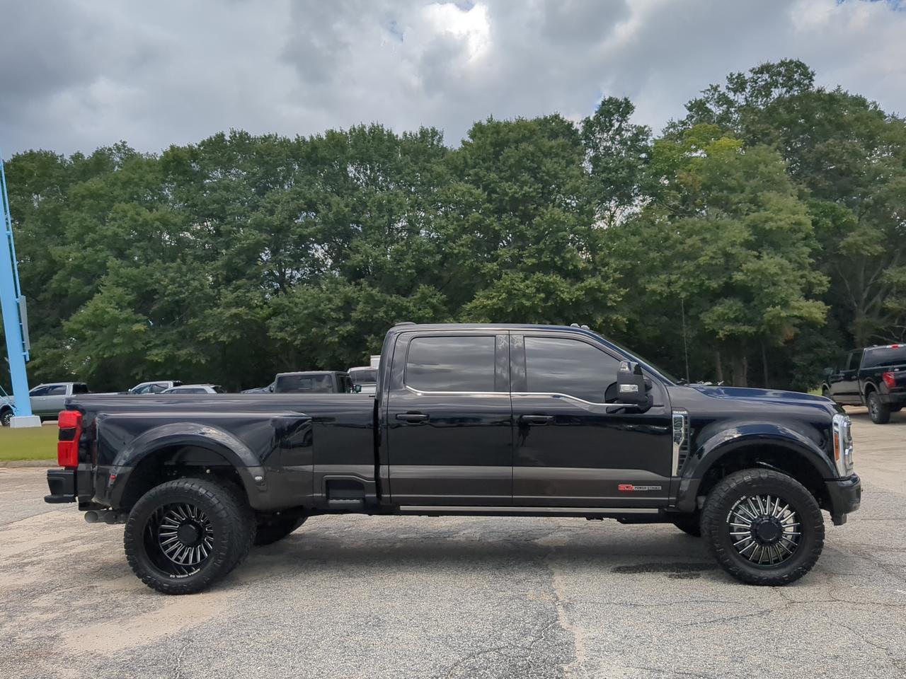 2025 Ford Super Duty F-450 DRW King Ranch Appleton WI