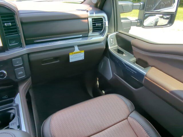 2025 Ford Super Duty F-450 DRW King Ranch Appleton WI