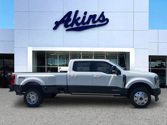 2025 Ford Super Duty F-450 DRW King Ranch Appleton WI