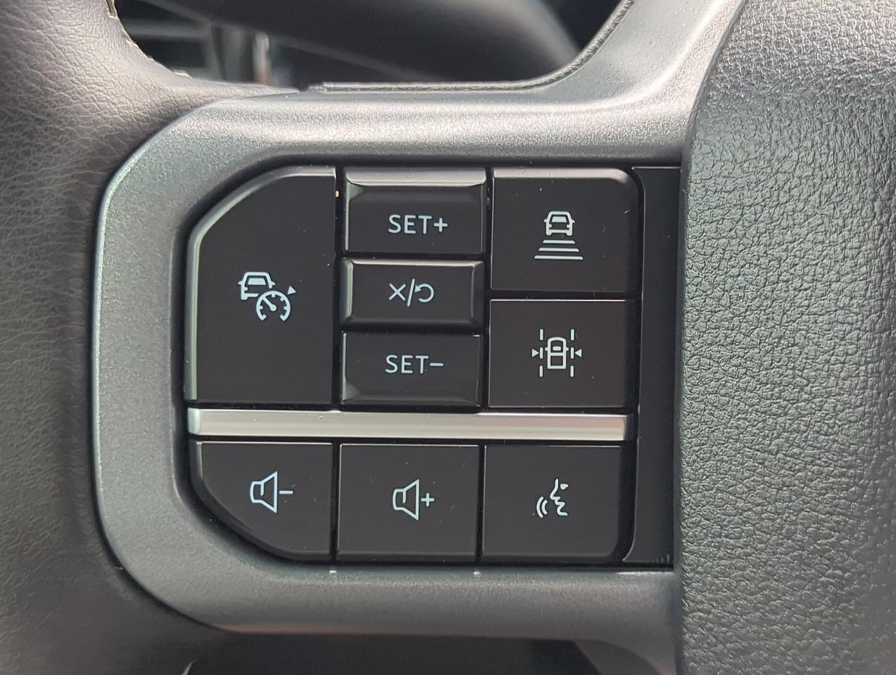 2025 Ford Super Duty F-450 DRW LARIAT Appleton WI