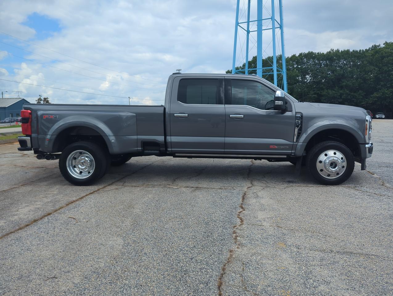 2025 Ford Super Duty F-450 DRW LARIAT Appleton WI