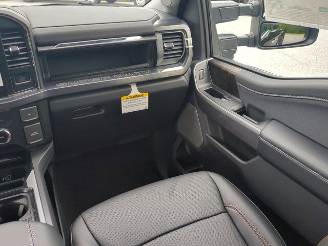 2025 Ford Super Duty F-450 DRW LARIAT Appleton WI