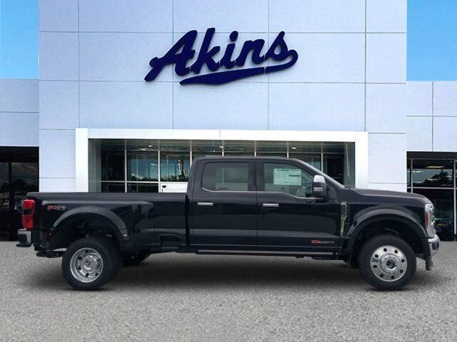 2025 Ford Super Duty F-450 DRW LARIAT Appleton WI
