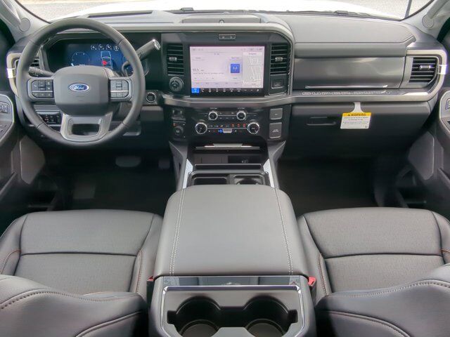 2025 Ford Super Duty F-450 DRW LARIAT Appleton WI