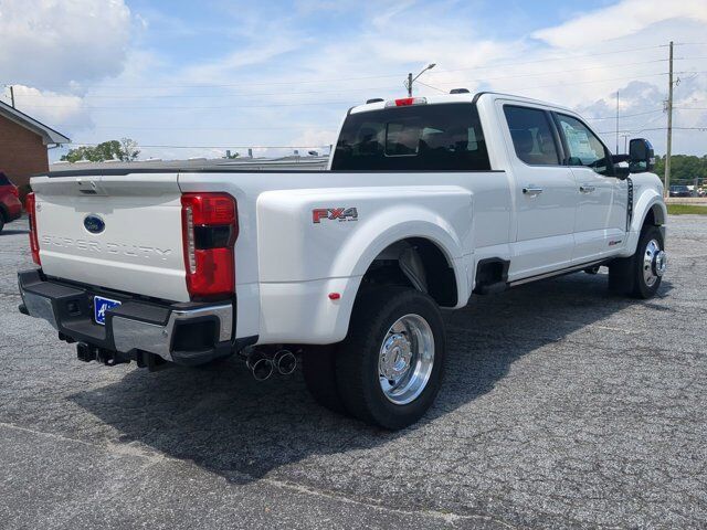 2025 Ford Super Duty F-450 DRW LARIAT Appleton WI