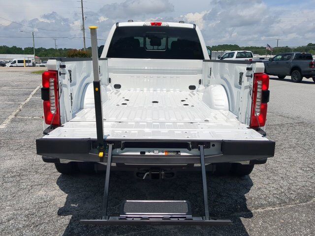 2025 Ford Super Duty F-450 DRW LARIAT Appleton WI