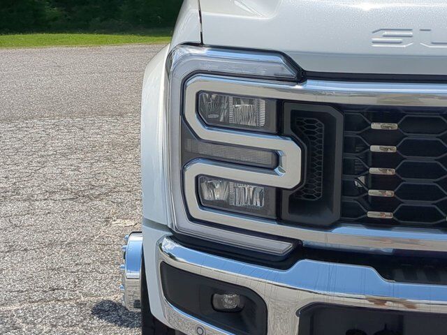 2025 Ford Super Duty F-450 DRW LARIAT Appleton WI