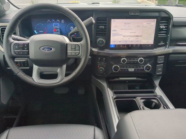 2025 Ford Super Duty F-450 DRW LARIAT Appleton WI