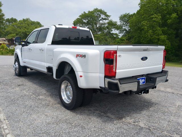 2025 Ford Super Duty F-450 DRW LARIAT Appleton WI