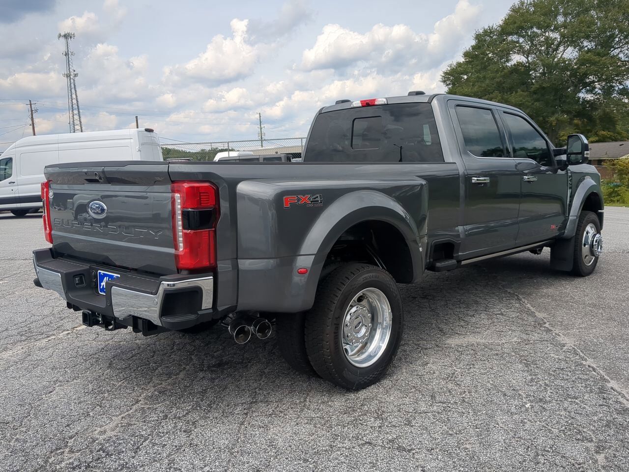 2025 Ford Super Duty F-450 DRW LARIAT Winder GA