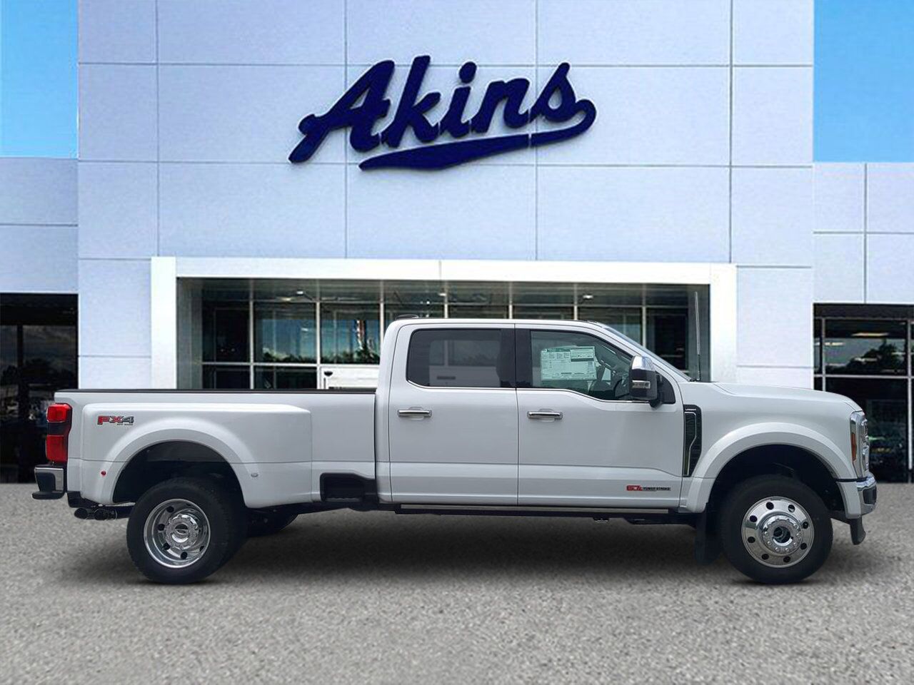2025 Ford Super Duty F-450 DRW LARIAT Winder GA