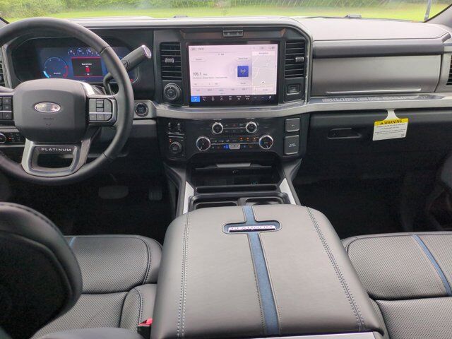 2025 Ford Super Duty F-450 DRW Platinum Appleton WI