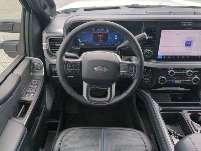 2025 Ford Super Duty F-450 DRW Platinum Appleton WI