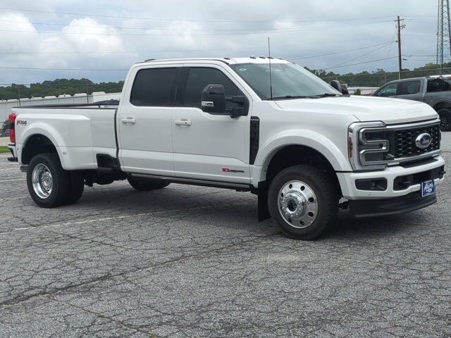 2025 Ford Super Duty F-450 DRW Platinum Appleton WI