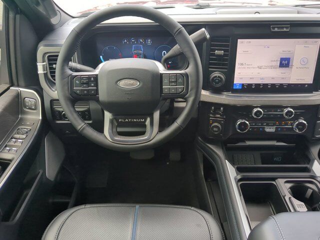 2025 Ford Super Duty F-450 DRW Platinum Appleton WI