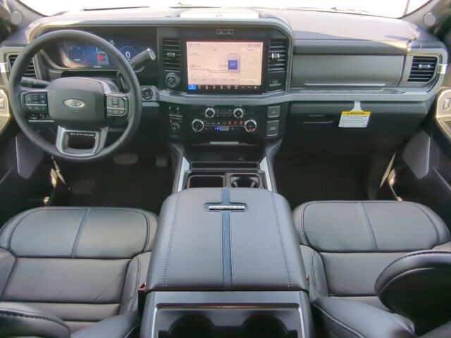 2025 Ford Super Duty F-450 DRW Platinum Appleton WI
