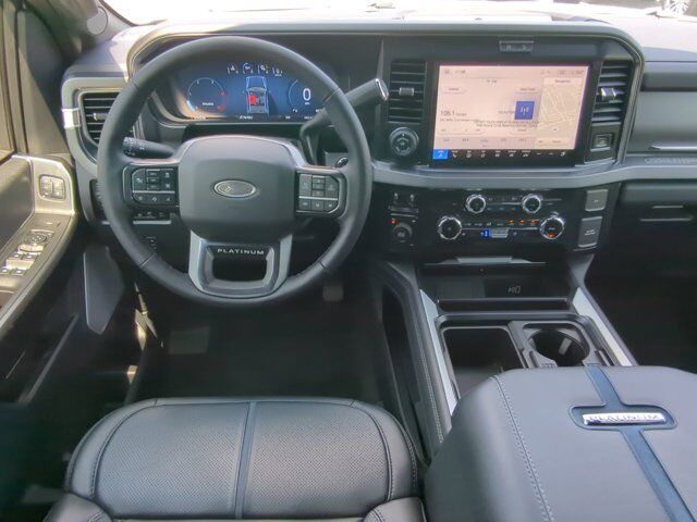 2025 Ford Super Duty F-450 DRW Platinum Appleton WI