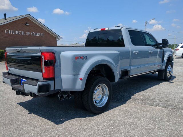 2025 Ford Super Duty F-450 DRW Platinum Appleton WI
