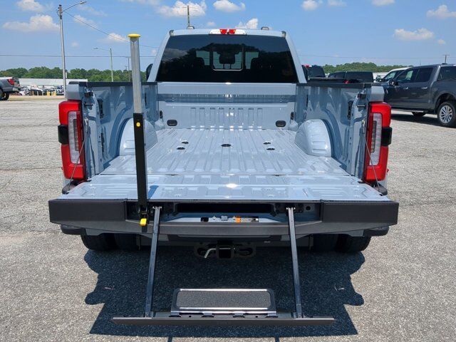 2025 Ford Super Duty F-450 DRW Platinum Appleton WI