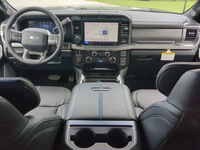 2025 Ford Super Duty F-450 DRW Platinum Appleton WI