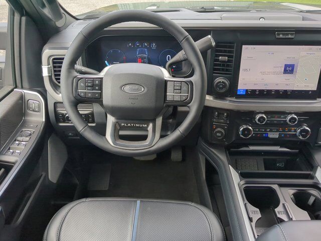 2025 Ford Super Duty F-450 DRW Platinum Appleton WI