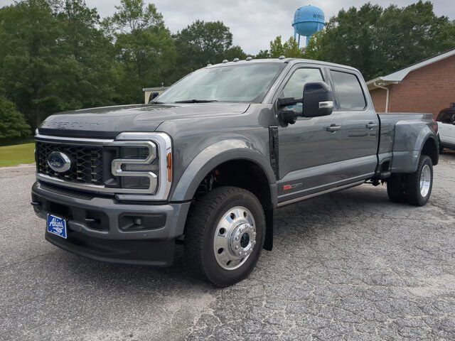 2025 Ford Super Duty F-450 DRW Platinum Appleton WI