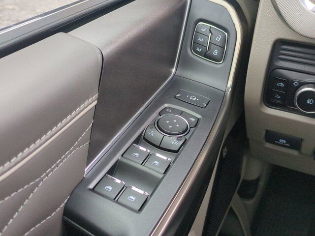 2025 Ford Super Duty F-450 DRW Platinum Plus Appleton WI