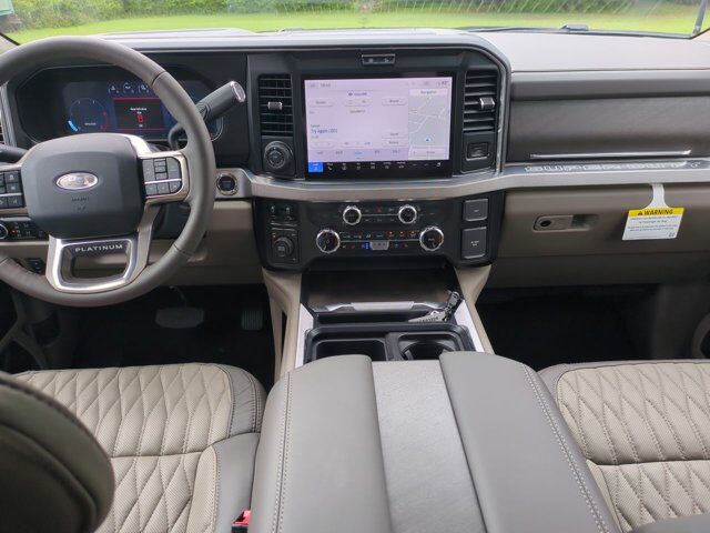 2025 Ford Super Duty F-450 DRW Platinum Plus Appleton WI